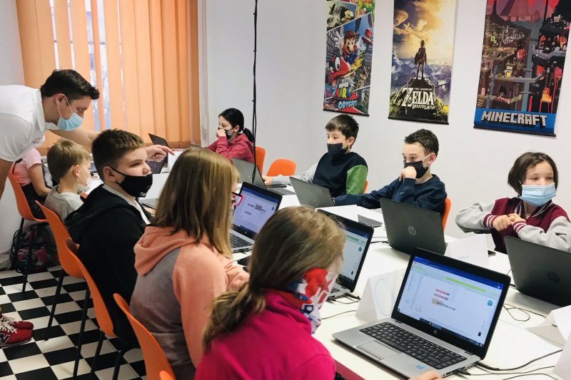 „Koduj z Gigantami…” – warsztaty z programowania dla młodzieży