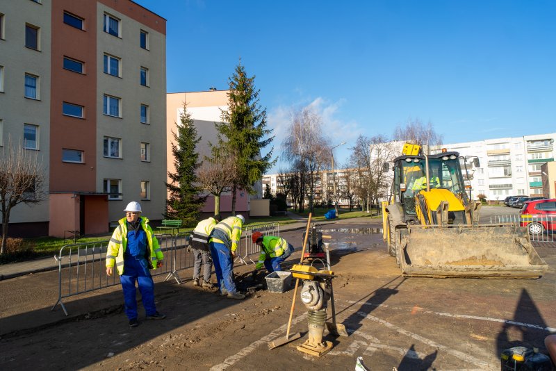 ZWiK buduje odwodnienie drogi na „Aleksandrówce II”