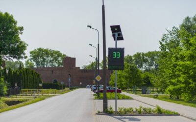 Radarowe wyświetlacze prędkości na kolejnych ulicach