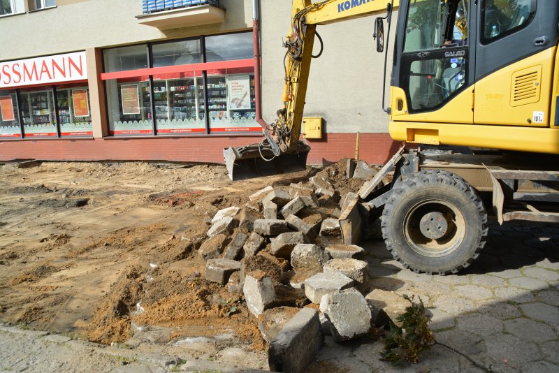 Rozpoczęła się modernizacja terenu za Rossmannem