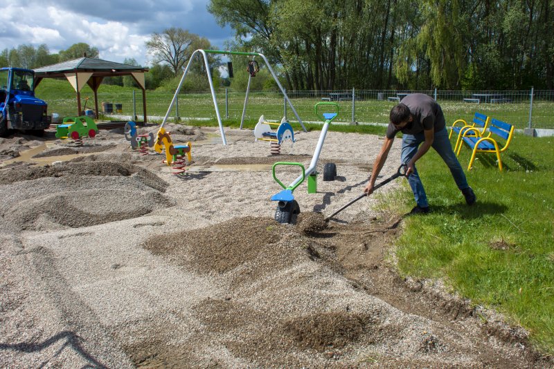 Ruszają prace modernizacyjne na placu zabaw przy ul. Wesołej