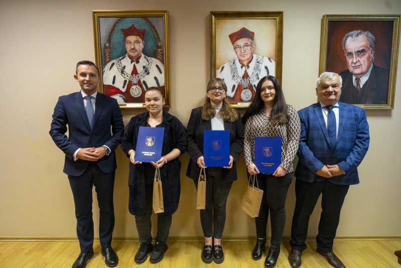 Najlepsi studenci wyróżnieni przez miasto