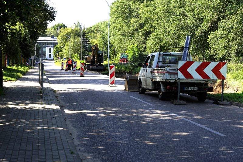 Ruszyła budowa parkingów przy ul. Wyrzykowskiego