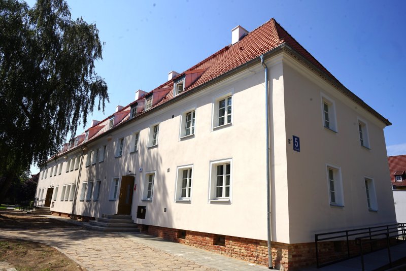 Zakończono termomodernizację budynku mieszkalnego przy ul. Okrzei 5